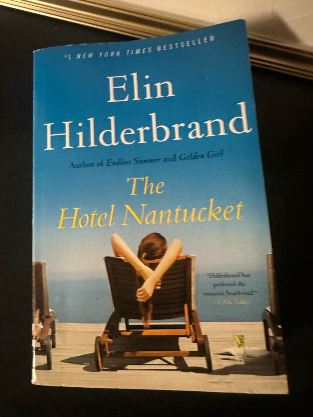 Elin Hilderbrand "The Hotel Nantucket" - Blue Cover Paperback